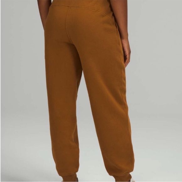 Lululemon Athletica Brown Women's Track Pants - Picture 3 of 3